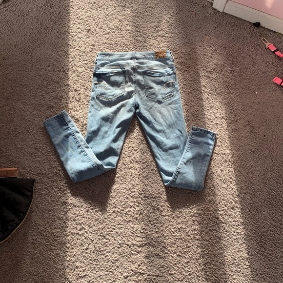 American Eagle light wash skinny jeans size 2 - Picture 11 of 13